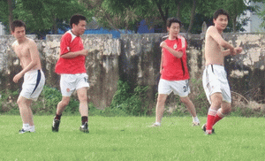 億維足球隊4:3逆轉對手